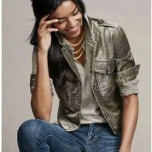 Never worn Cabi velvet Sunday Topper jacket.